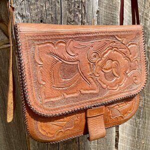 Vintage Tooled Leather Purse